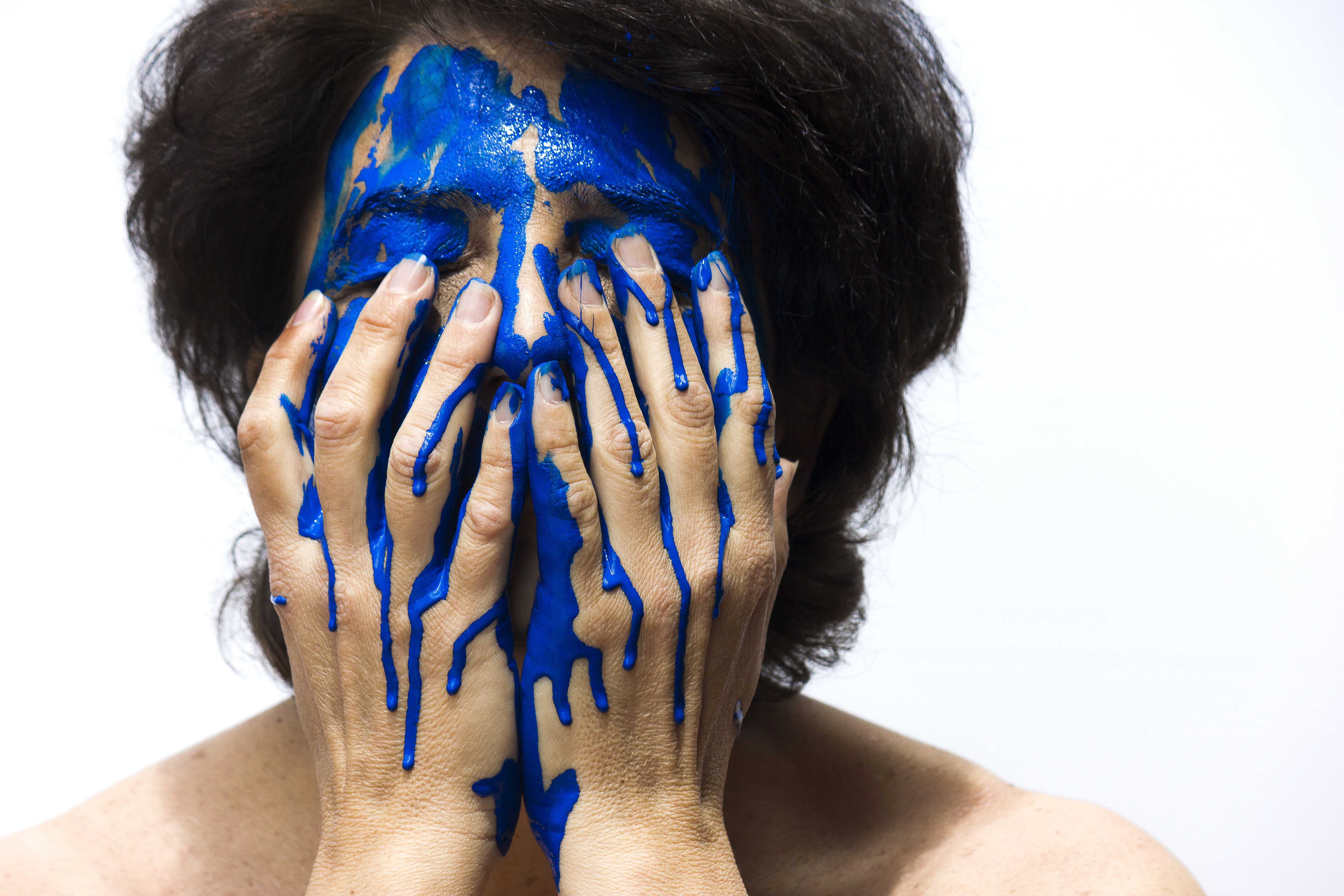 woman with blue face paint HD wallpaper.