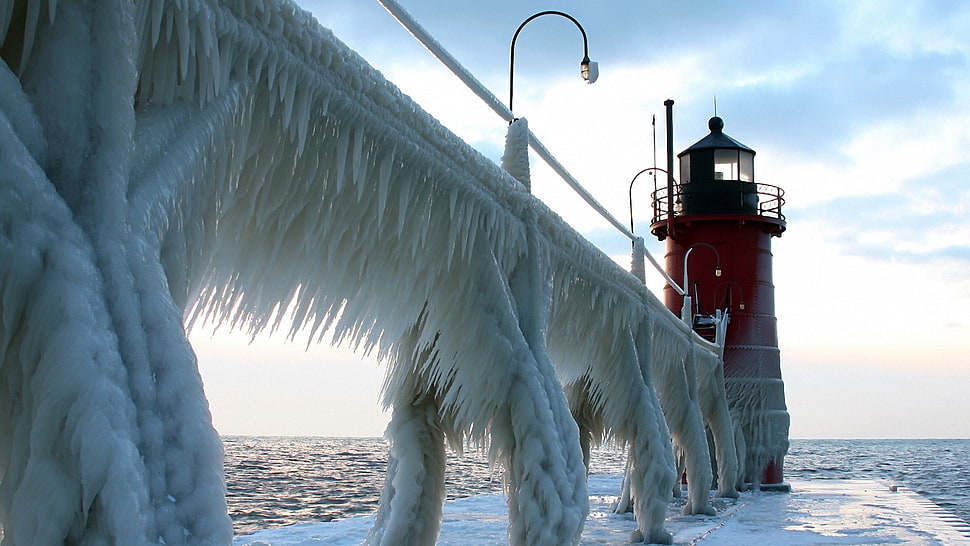 red lighthouse, ice, lighthouse HD wallpaper