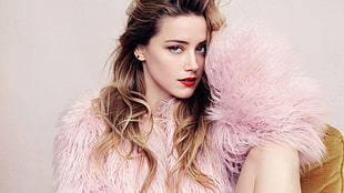 woman wearing pink fur-lined top HD wallpaper