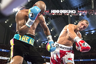 two Boxers fighting on HBO Boxing ring HD wallpaper