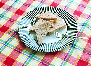 sandwich on plate HD wallpaper