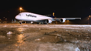 white Lufthansa plane, airplane, Airbus A-380-861, Lufthansa, ice HD wallpaper