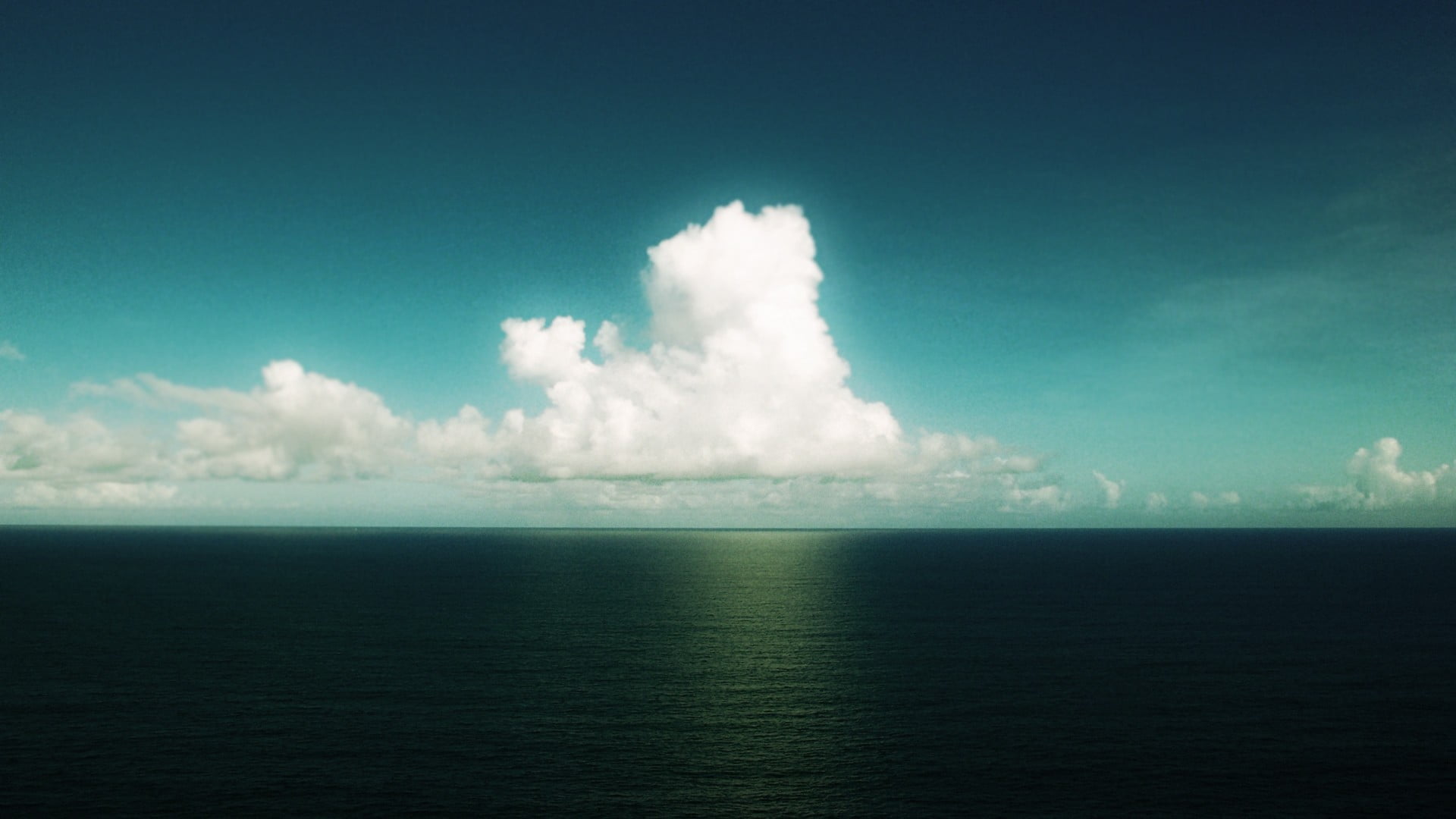 landscape photography of ocean