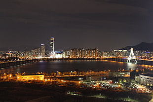 high angle photography of high-rise building during night time, hangang