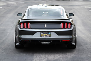 black Ford Mustang coupe