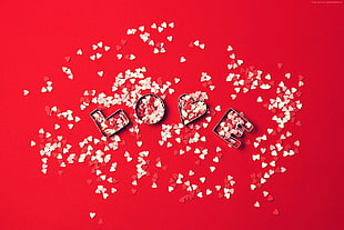 white and red LOVE cut-out decor HD wallpaper