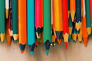 assorted color pencil lot HD wallpaper