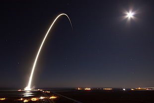 moonlight, SpaceX, rocket, sun rays, night