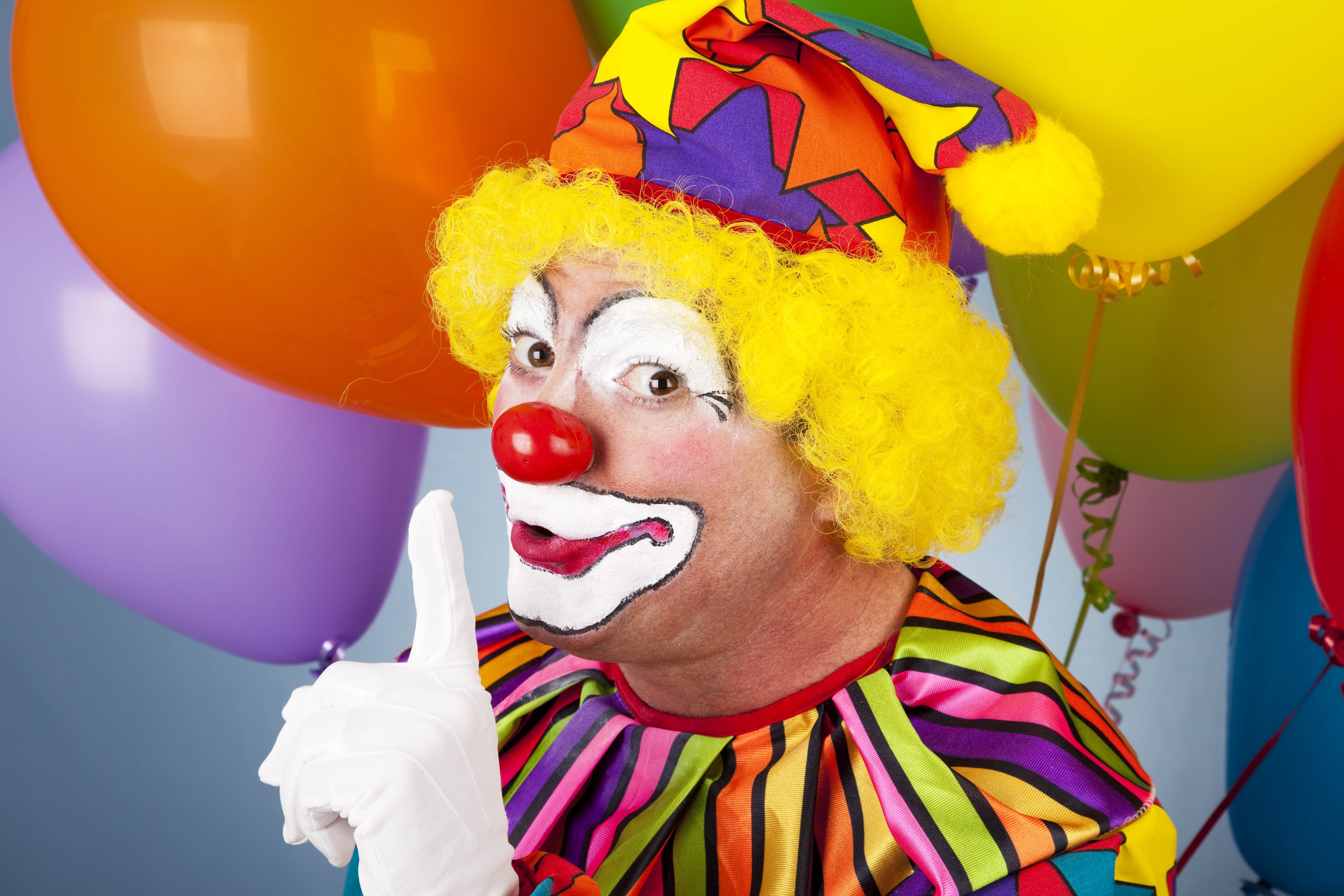 Macro photography of Clown holding balloons HD wallpaper | Wallpaper Flare
