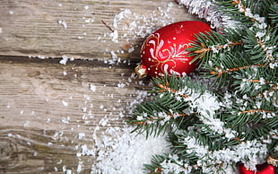 Christmas tree with snow graphic wallpaper