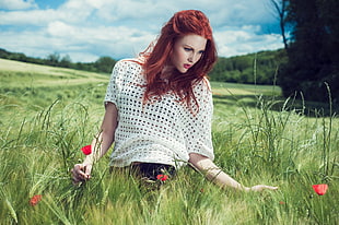 woman wearing lace shirt on green grass field HD wallpaper