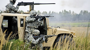 men's urban camouflage combat suit, army, gun, Humvee, AR-15 HD wallpaper