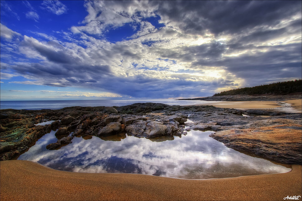 black and brown rock formation HD wallpaper