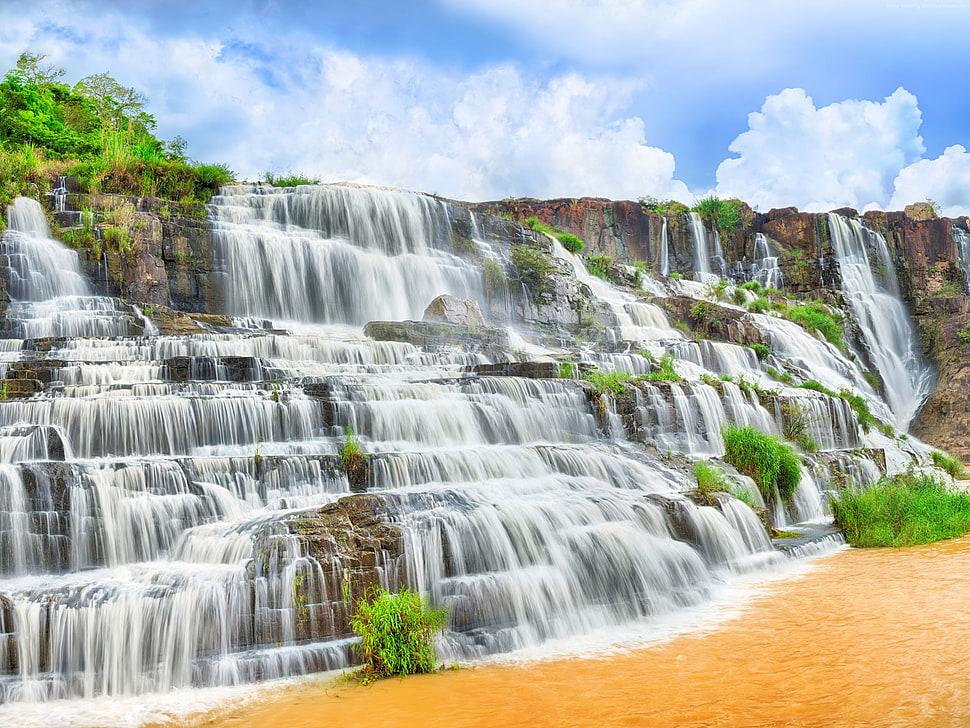 time lapse photography of waterfall at daytime HD wallpaper