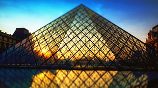 Louvre, Paris France, Louvre, Paris, sunlight, architecture HD wallpaper