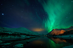 lanscape photography of body of water near mountain during Aurora borealis HD wallpaper