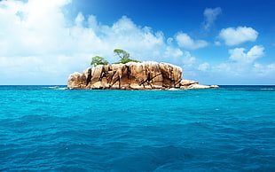 landscape photograph of islet HD wallpaper