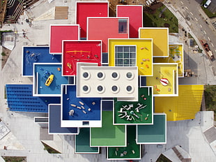 multicolored concrete building rooftop, architecture, building, cityscape, city