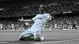 men's white soccer top, Real Madrid, Gonzalo Higuain