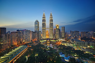 Petronas Tower, Malaysia, cityscape, skyscraper, Kuala Lumpur, Malaysia HD wallpaper