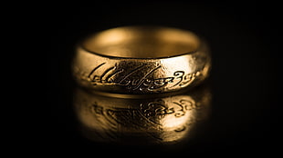 gold-colored rin, The Lord of the Rings, rings, reflection, black background