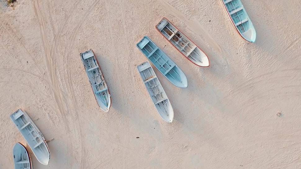 seven assorted jon boats, boat, beach HD wallpaper