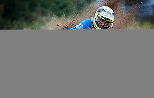man riding motocross dirt bike HD wallpaper