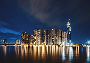 photograph of cityscape HD wallpaper