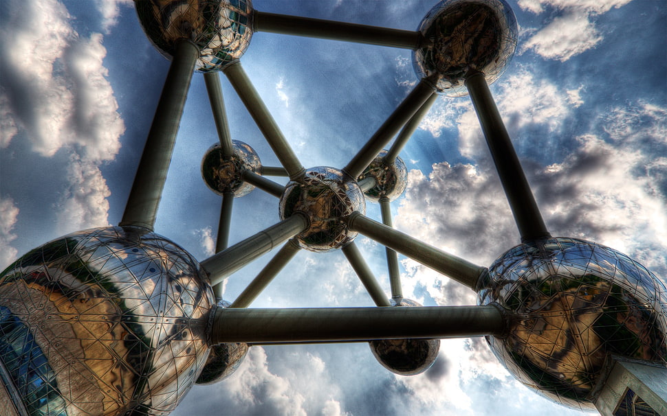black steel bvase center table HD wallpaper