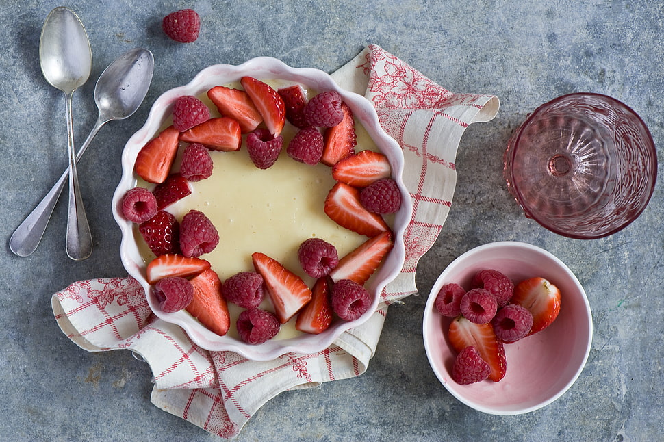 sliced strawberry and raspberry on bowl HD wallpaper