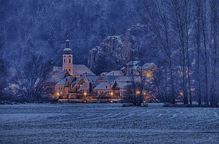 brown house, winter, church, landscape, snow HD wallpaper