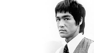 Bruce Lee, men, face, simple background, looking away