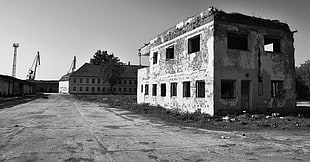 view of abandoned building