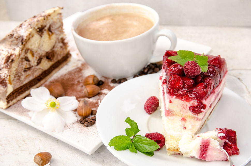 strawberry shortcake with white ceramic mug HD wallpaper