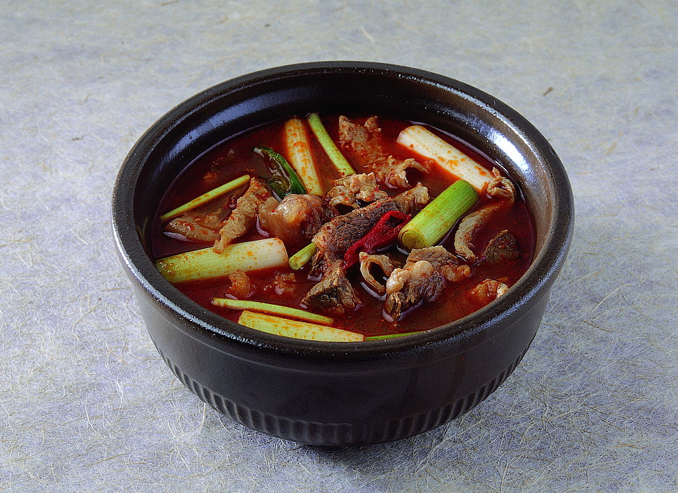 meat soup with vegetables HD wallpaper