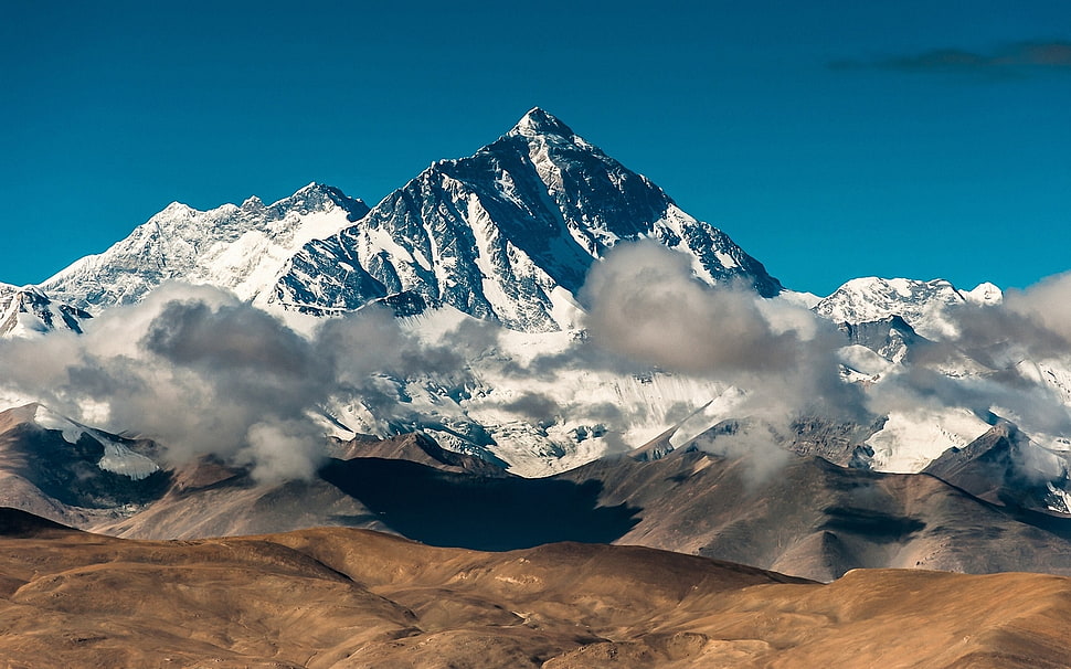 Mount Everest HD wallpaper