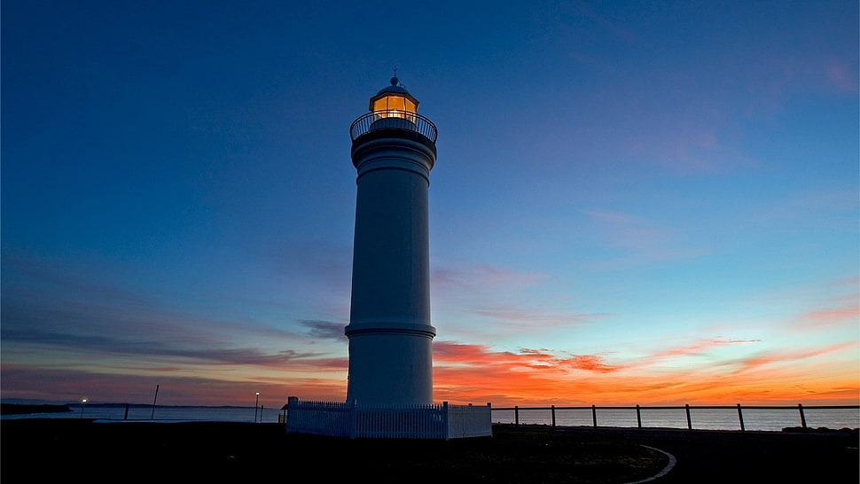 black and red table lamp, night, lighthouse HD wallpaper