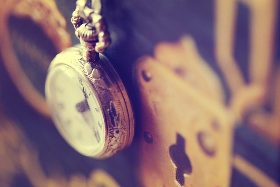 silver-colored pocket watch HD wallpaper